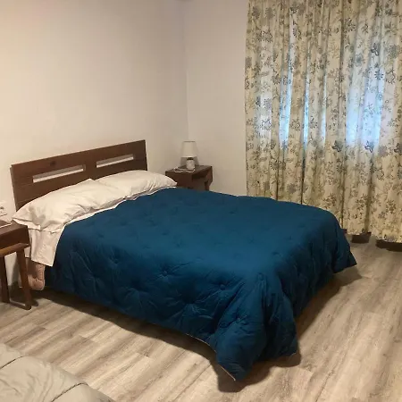 Apartment Turistico Cervantes 18 *