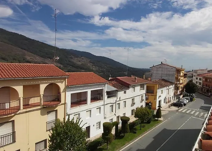 Turistico Cervantes 18 Losar De La Vera